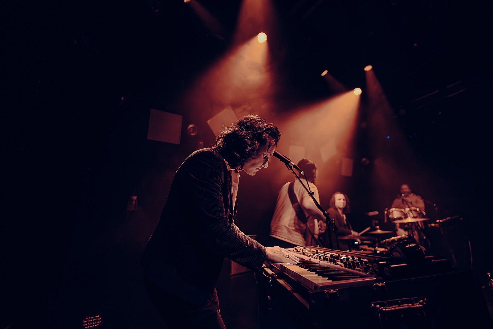 SWEET & SOULFUL mit THEODOR [DE] | Support: KEZA [CH]