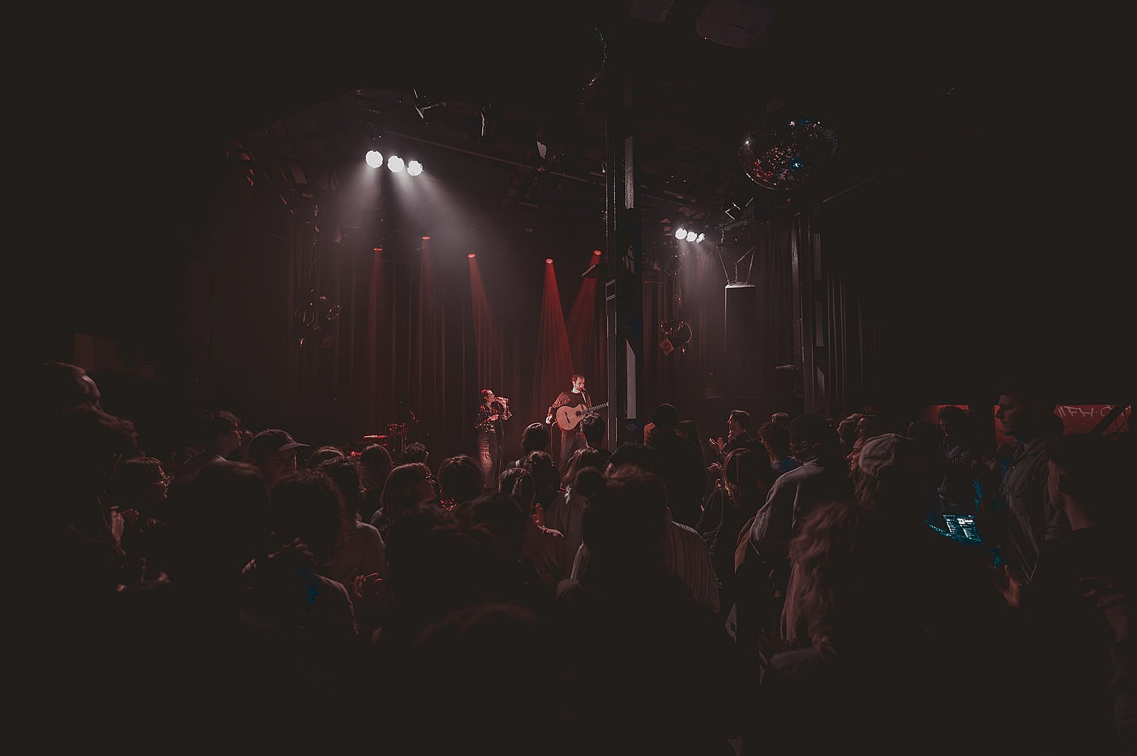 GIZMO VARILLAS [ES/UK] | Support: BOBBY BAZINI [CAN]
