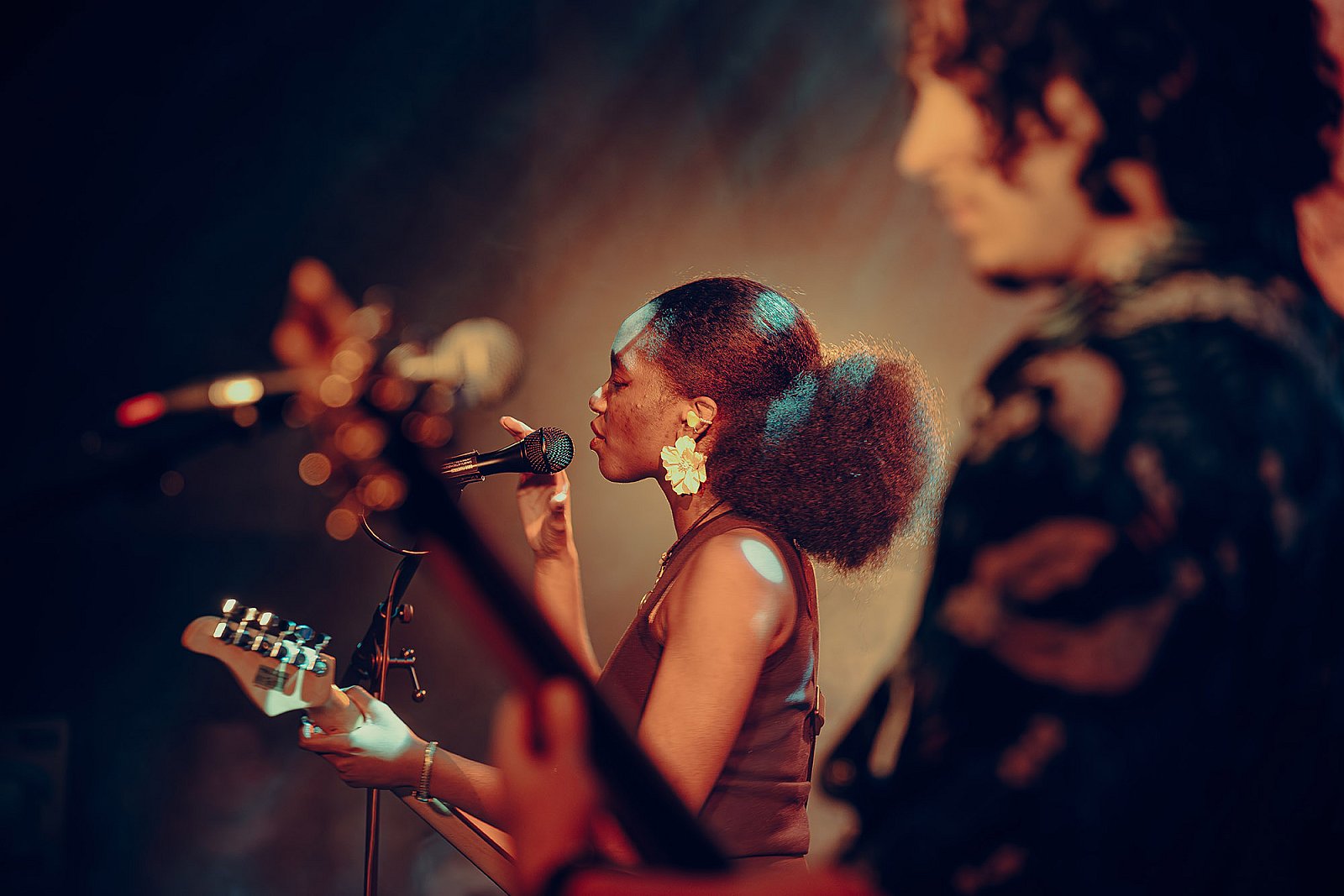 SWEET & SOULFUL mit THEODOR [DE] | Support: KEZA [CH]