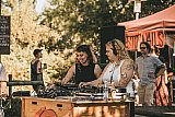 TapTab SAISONSCHLUSS 2025 mit B&Auml;RCHEN & DIE MILCHBUBIS |&nbsp;KAYYAK & DREAMING PLACE BAND | CR&Egrave;ME SOLAIRE | KNEUB&Uuml;HLER