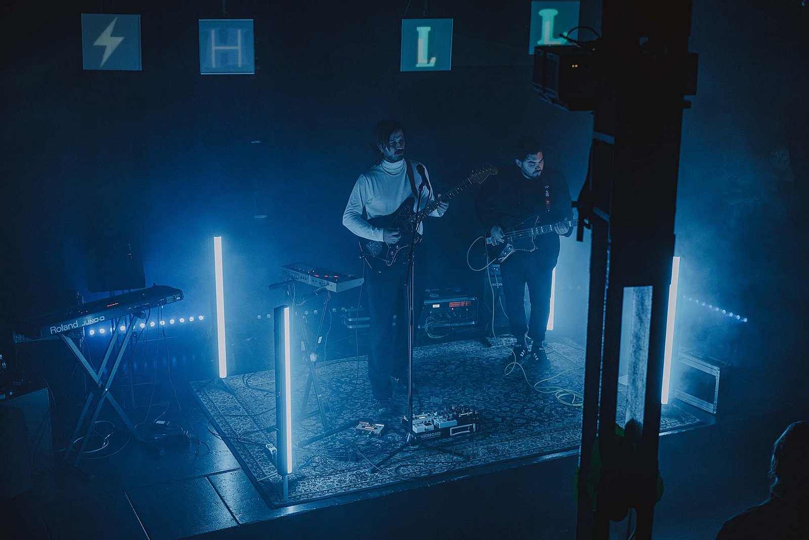 DARK HALL mit TIAVO [AUT] | THYMIAN [CH]