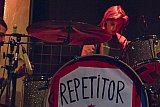 &laquo;Upstairs & Loud&raquo; Garage, Postpunk Repetitor (SRB), Support: The Raving Mads (SH)