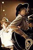 Guz und Zeno Tornado & The Boney Google Brothers